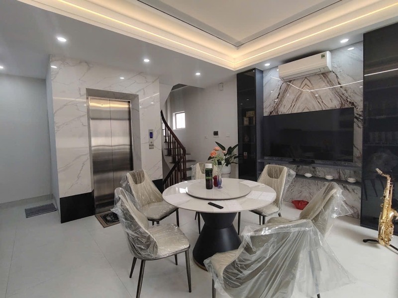 Bán nhà Bồ Đề,Long Biên 7 tầng,45m,mt4.5m oto đỗ cửa chỉ 11 tỷ - Ảnh 3